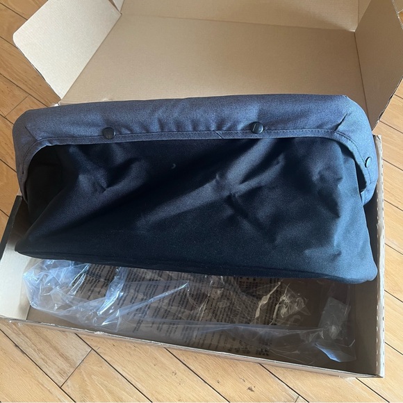 Veer Rear Foldable Storage Basket - Picture 2 of 3